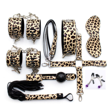 8 piece BDSM Set Be Wild Leopard 