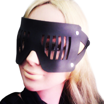 Mask with vertical lines-2002206