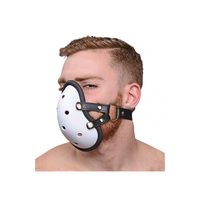 Musk Athletic Cup Muzzle